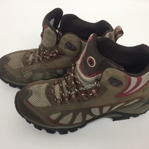 Merrell Womens Shoe Siren Mid Gore Tex  Brown